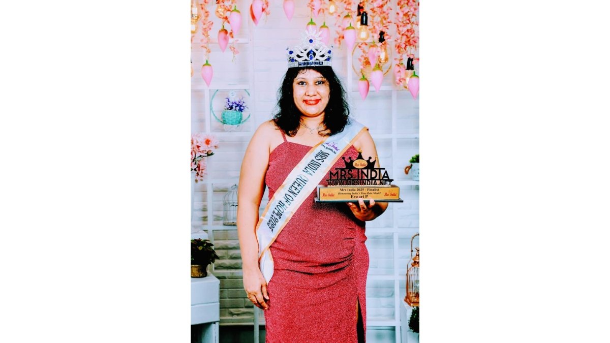Eswari won the title of Mrs india Queen of Hope 2026