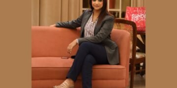 From Astrology to Entrepreneurship and Fashion, Minu Deepak Sharma Embodies The Spirit Of Empowerment