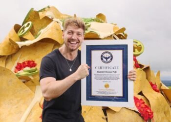 WTO Certifies “Highest Cheese Pull World Record” Doritos UK soars to new heights
