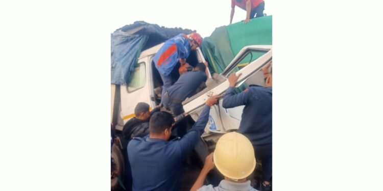 AM/NS India’s fire team rescues dumper truck driver from mangled cabin after accident