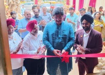 Shagun Ratna Gems and Jewellers inaugurates new showroom in Ahmedabad