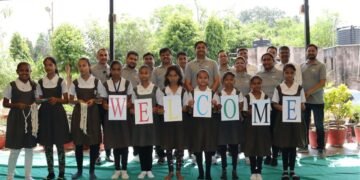 Accelleron Partners with Yuva Unstoppable setup STEM Labs and Smart Classroom in Government Schools