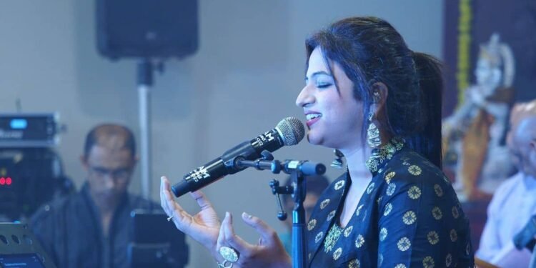 Anuja Sahai Mesmerizes South African Audiences with Captivating Performance