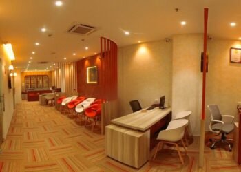 Genuine Astrologer in Kolkata: Divya Astro Ashram Bridges Astrology’s Past and Future