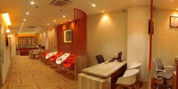 Genuine Astrologer in Kolkata: Divya Astro Ashram Bridges Astrology’s Past and Future