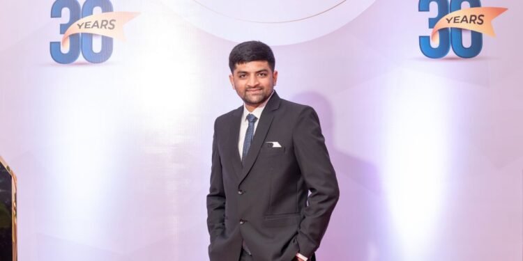 Moxesh Zota, Carving a niche in the pharma industry