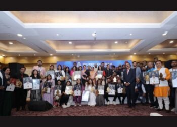 The Pride of Gujarat Awards honor 50 remarkable individuals in business and social sectors