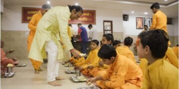 Dinesh Shahra Foundation’s Seva Initiative at Parmarth Niketan: Igniting Change and Inspiring Service