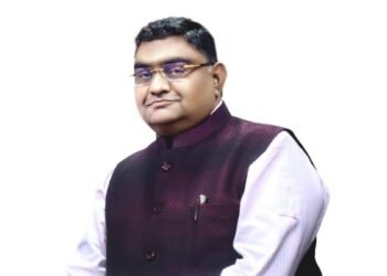 Dr. Vijay Kishor Bansal Enters World Book of Records for Social Service