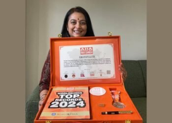 Nimisha Parekh Makes Her Mark In Asia Book Of Records With ‘Mehndikrit Ramayana’
