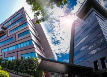 Shree Ramkrishna Exports sparkles as Industry pioneer: Achieves Net Zero for diamond crafting facilities