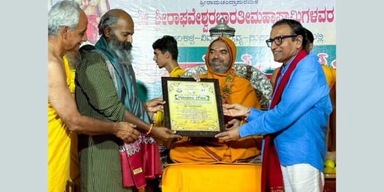 Dinesh Shahra Foundation Encourages Excellence in Indigenous Cow Care as they present Gopal Gaurav Awards