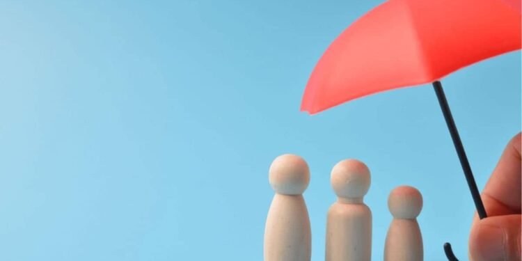 What is insurance, its types, and how does it work in India?