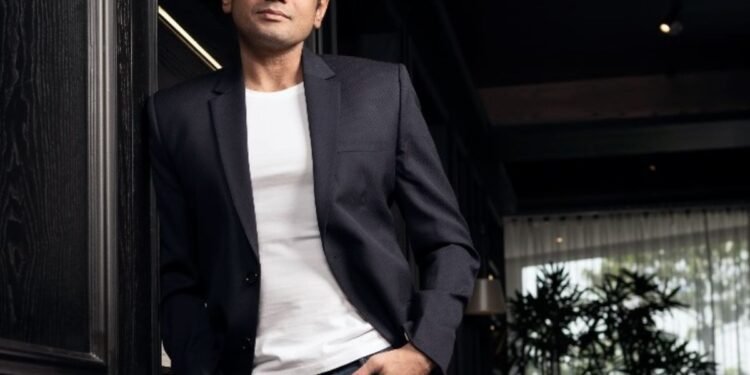 Remote Work Realities: Pavitra Pradip Walvekar Dives into the Pros and Cons for Startup Success