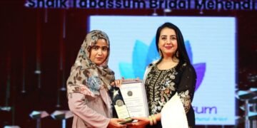 Shaik Tabassum Bridal Mehendi Artist Wins Best Bridal Mehendi Artist of the Year at Karnataka Business Awards 2024