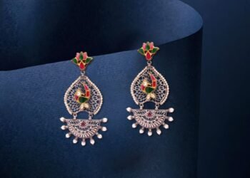 Silver Square by Modern: Crafting a Legacy of Purity and Excellence