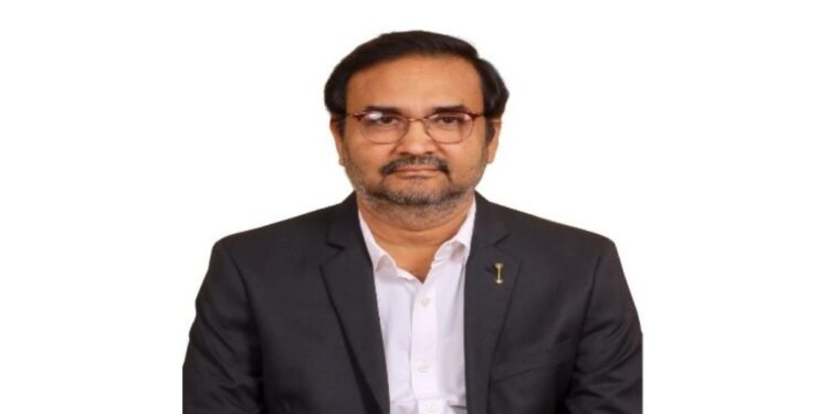 Putting an end to Smartphone Addiction: 8 Habits for Raising a Mindful Younger Generation