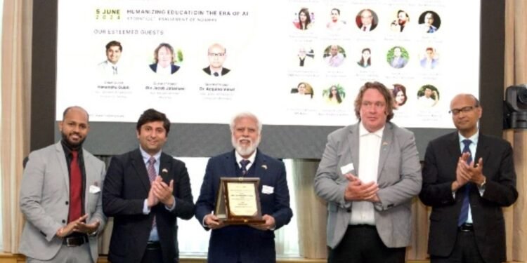 SNEH International School Receives ‘Award for Transformative Education Excellence