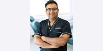 The Glorious Grins of Hollywood and Beyond: A Witty Whirl Through Celebrity Cosmetic Dental Procedures