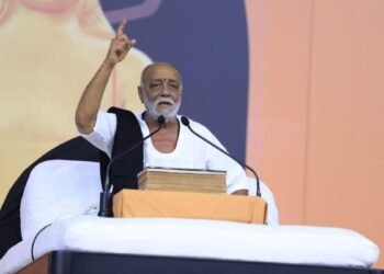 Morari Bapu brings together Maharishi Valmiki’s Ramayana and Goswami Tulsidas’ Ram Charit Manas