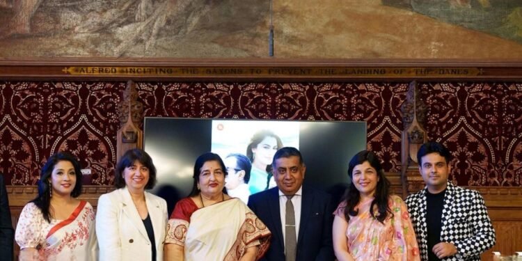 Padmashri Anuradha Paudwal bringing Sanatan Dharma closer to the WORLD