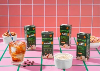 Plantaway Banks On Convenience: Introduces 200ml Oat and Almond Mylk Packs