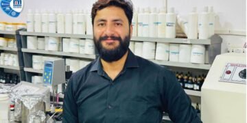 Maxnova Healthcare Introduces Real-Time Client Collaboration in R&D Process