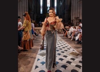 Paris Fashion Week saw renowned dietician Mehaar Bakshhi making a style-statement