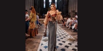 Paris Fashion Week saw renowned dietician Mehaar Bakshhi making a style-statement