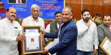 Fragrance World Founder Poland Moosa honoured with King of Perfume title at the Prestigious APJ Abdul Kalam Award 2024 in New Delhi