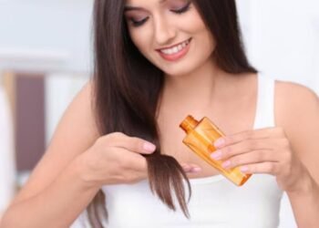 Zandu Launches Mahabhringraj Oil: The Ancient Remedy for Modern Hair Problems