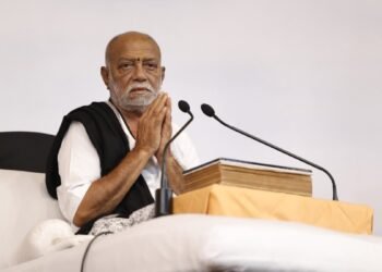 Morari Bapu’s tributes to victims of road accidents in Saurashtra