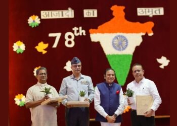 Dr. Dinesh Shahra Inspires Students on Independence Day at St. Paul High School