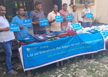 IYDF and Gorakhpur Bakery Collaborate to Provide Aid to Underprivileged Children