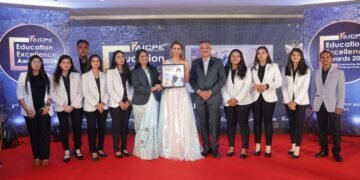 A Star-Studded Night of Innovation and Recognition with Ritu Shivpuri at AICPE Education Awards