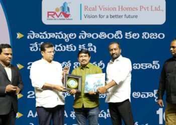 Dr. Srinivas Naik Dharavath Recognized as an Ace Achiever 2024 by 10TV