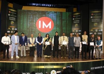 Hero of Bellary Mining Scam Dipak Sarmah Gets Eco Warrior Lifetime Achievement Award