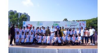 Narayana High School Advocates for Cleaner Roads at Ozone Run 2024