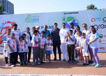 DPS Miyapur Students Sign Petition for Improved Road Hygiene at Ozone Run 2024