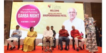 Purva Mantri Receives Felicitation From Gujarat CM For Her Hit Garba Song Aavati Kalay Penned by PM Modi