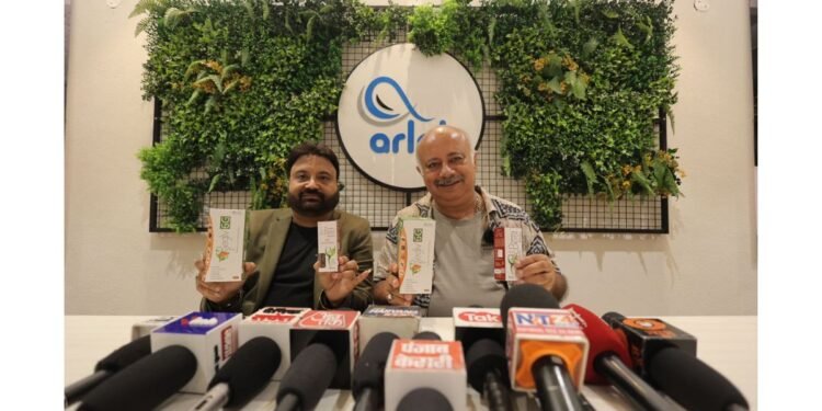 Bollywood Actor Girish Thapar becomes Brand ambassador of Arlak J C BEST pain oil