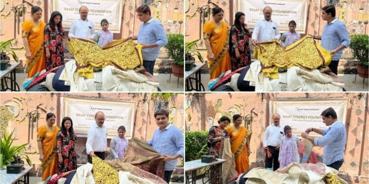 Unique Kanya Poojan by Rajat Synergy Foundation This Navratri