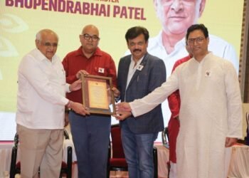 Gujarat CM Launches ₹1 Crore Media Club Welfare Fund for Journalists