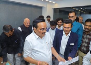 C.R. Patil Launches DASATVA –  Smart Colon Hydrotherapy in Surat