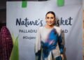 Karisma Kapoor Inaugurates Nature’s Basket’s First Experiential Store in Ahmedabad
