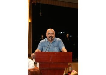 Dr. Rajendra Bhide Revolutionizes Law Enforcement with Innovative Handwriting Analysis Techniques