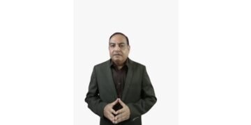 Should the festival of Karwa Chauth be celebrated by married women only or by the entire womenfolk ?