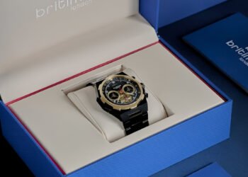 A Timepiece for the Festive Season