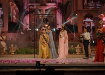 Anuradha Garg Crowned Mrs. India Globe 2024 at Rajasthali Resort and Spa