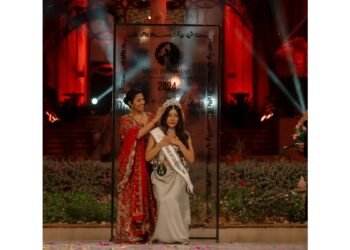 Neisa Kolakhe Crowned Mrs. Femme International 2024 at Mrs. India Inc Season 5 Grand Finale